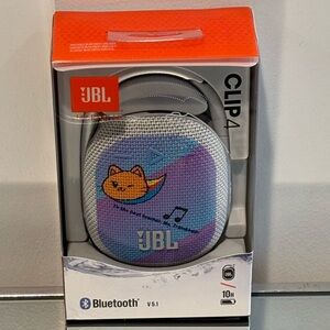 NWT JBL Clip 4 Speaker with Cat Graphic